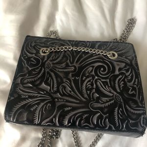 Patricia Nash tooled chain handbag